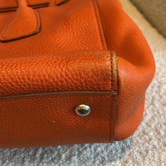 Prada leather bag - Picture 4 of 4